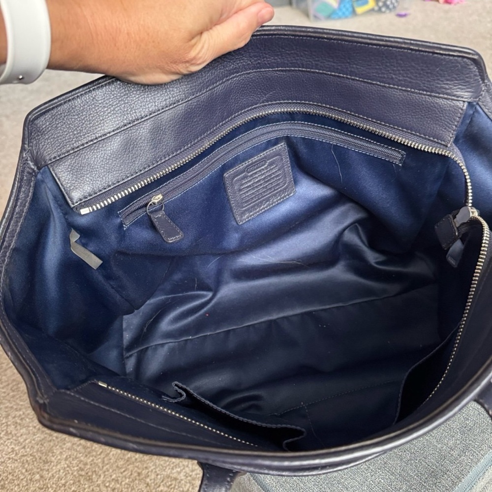Coach Dark Blue Signature Tote - Picture 4 of 9